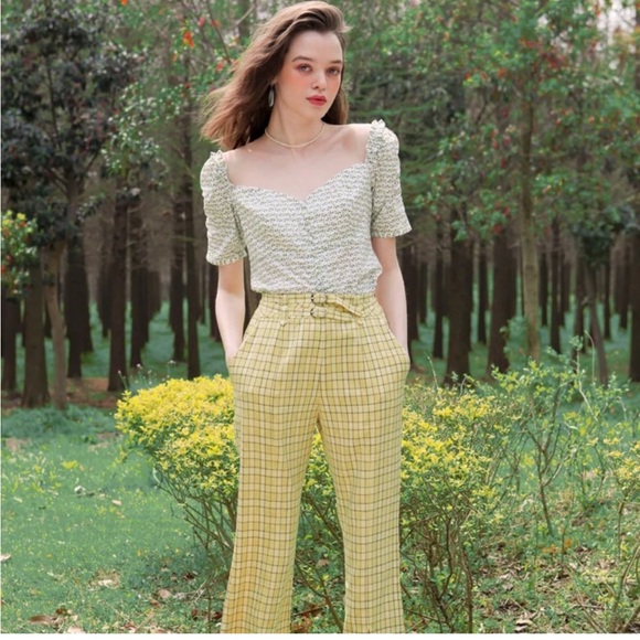 NWOT Petite Studio Lemon Tree Blouse - Picture 3 of 6